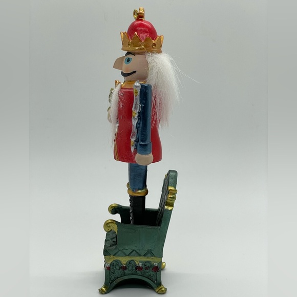 Nutcracker ornament - Picture 2 of 5